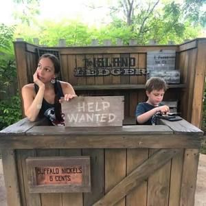 Meet your Posher, Deana